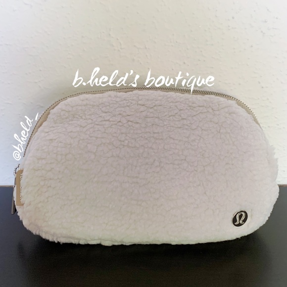 lululemon Everywhere Belt Bag *Fleece in Natural Ivory/Trench OS Brand New NWT - Picture 1 of 16